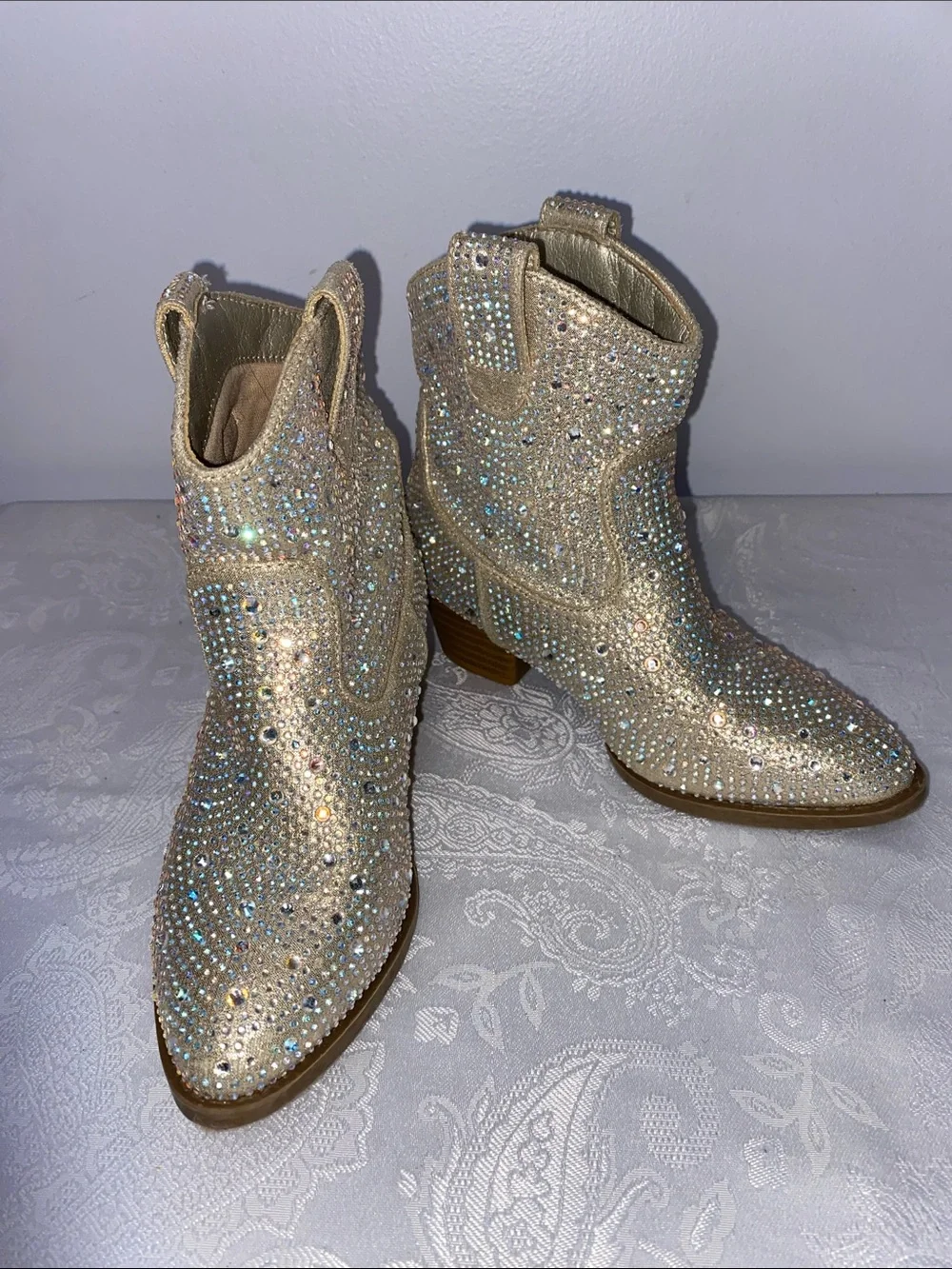 Pre owned girls Forever Link River Gold Rhinestone Bling Cowboy Boots, sz. 10